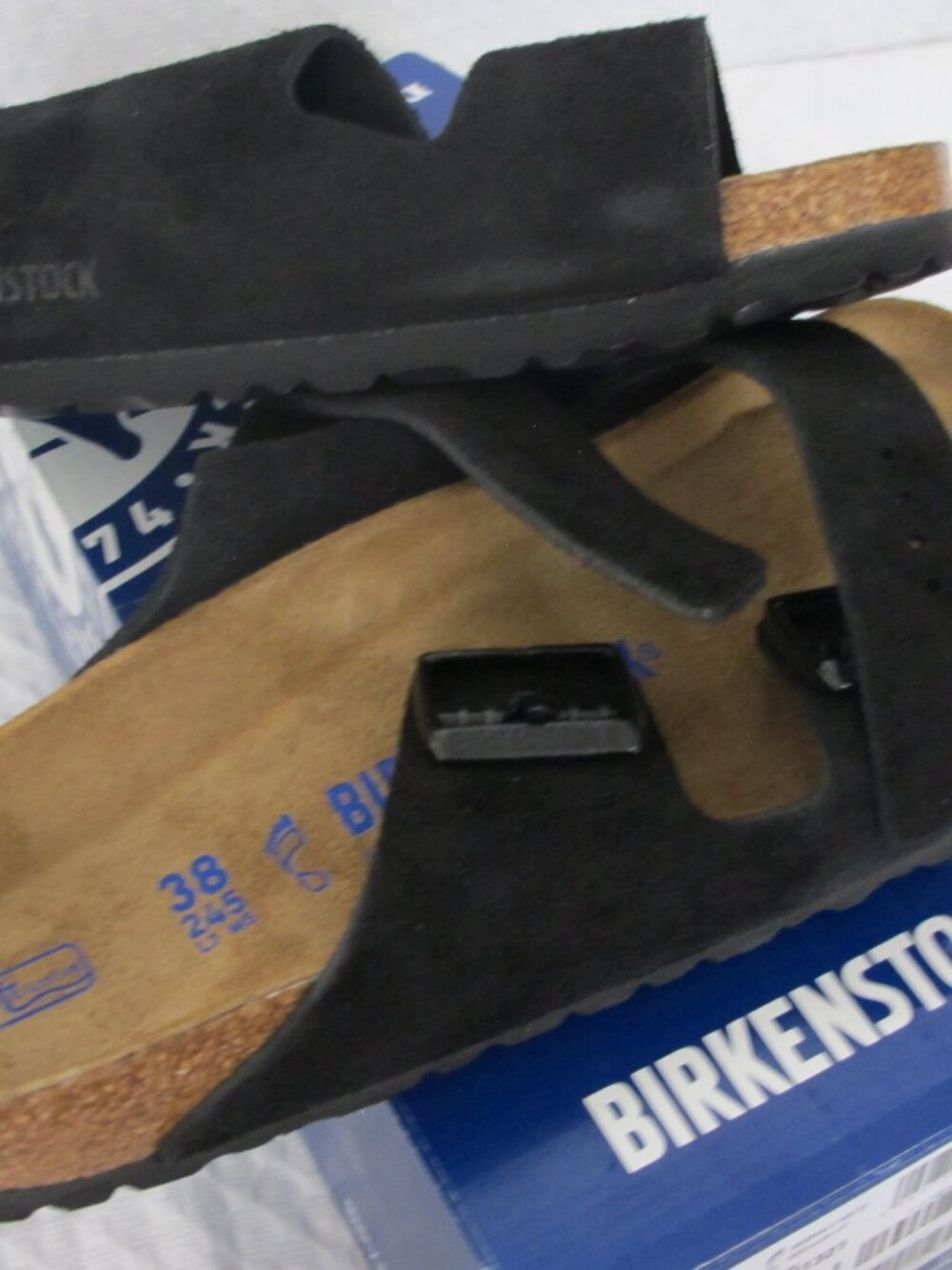 Birkenstock Arizona Black Sandals - Picture 11 of 12